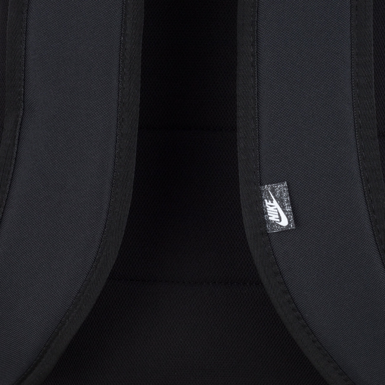 Mochila Nike Heritage Unissex 25 Litros Sustentável para Notebook Durável Versátil