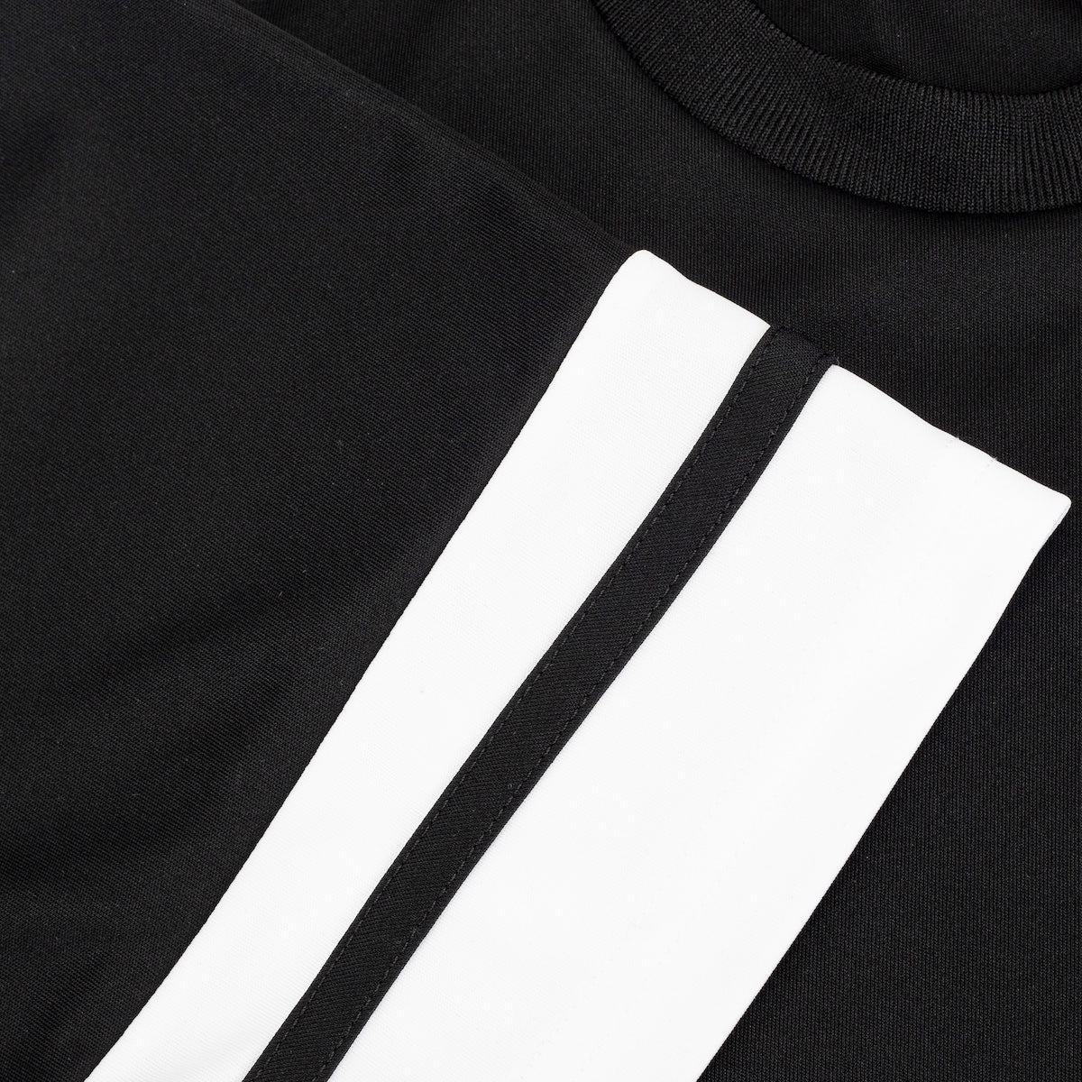 Camiseta Adidas Squadra 25 Masculina: Conforto, Ventilação e Estilo Esportivo Versátil